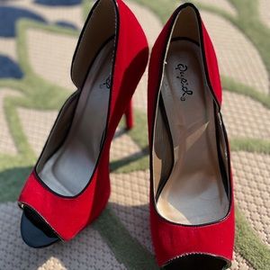 QUPID Red Velvet Heels (9) BRAND NEW